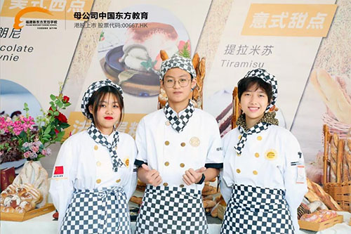 新生故事 | 李佳奇:生活不会亏欠每一个努力向上的人!