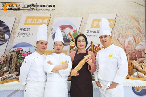 学生故事 | 周毓婷:从西班牙漂洋过海回国学西点! 西点名师