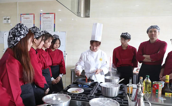 福建新东方烹饪学校