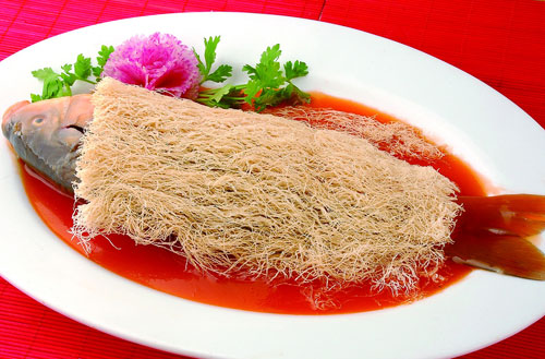 鲤鱼焙面 福建新东方厨师学校学生作品_新东方