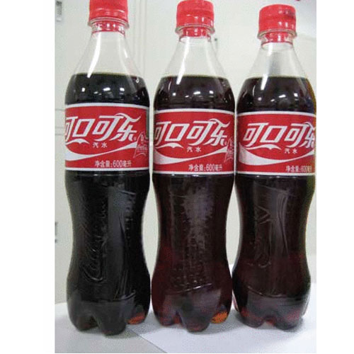 可口可乐在美涨价在华瘦身