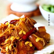 豆芽黄焖肉—福州新东方厨师学校推荐菜谱