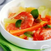 跳水泡菜虾—福州新东方厨师学校推荐菜谱