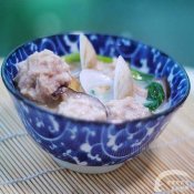 蛤蜊香菇鱼丸汤—福州新东方厨师学校推荐菜谱