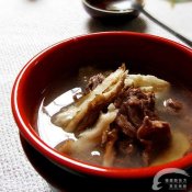 当归炖羊肉—福州新东方厨师学校推荐菜谱