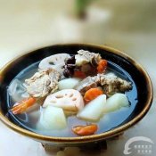 山药胡萝卜排骨汤—福州新东方厨师学校推荐菜谱