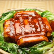 香芋扣肉—福州新东方厨师学校推荐菜谱