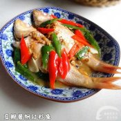 豆瓣酱焖红杉鱼—福州新东方厨师学校推荐菜谱