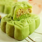 香兰椰丝冰皮月饼—福州新东方厨师学校推荐菜谱