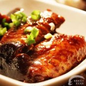 干焖香菇冰糖鸡翅—福州新东方厨师学校推荐菜谱