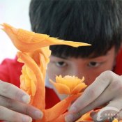 福建新东方:“吾爱吾师,感念师恩”庆祝教师节献花活动火热