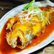 糖醋鲈鱼—福州新东方厨师学校推荐菜谱