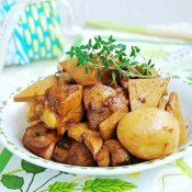 香草豆干焖鸡块—福州新东方厨师学校推荐菜谱