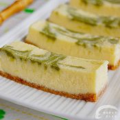 抹茶大理石纹芝士条—福州新东方厨师学校推荐菜谱