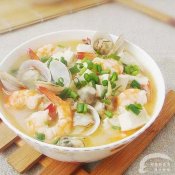 鲜虾海贝炖豆腐—福州新东方厨师学校推荐菜谱