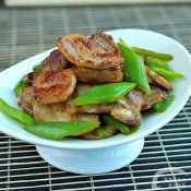 盐煎尖椒五花肉—福州新东方厨师学校推荐菜谱