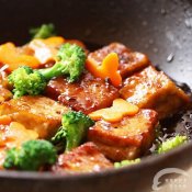 蚝油豆腐—福州新东方厨师学校推荐菜谱