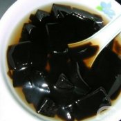 福州新东方厨师学校谈食论道:客家小吃“仙人冻”