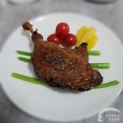 香酥鸭腿—福州新东方厨师学校推荐菜谱
