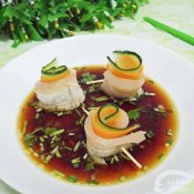 九味白肉—福州新东方厨师学校推荐菜谱