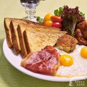 福州新东方厨师学校谈食论道:最单调的美国饭局
