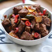 双椒孜然牛肉粒—福州新东方厨师学校推荐菜谱