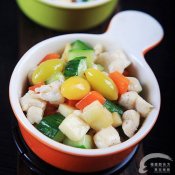 福州新东方厨师学校教您:白果鸡丁小炒的做法