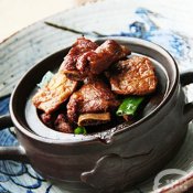 红烧排骨豆腐果的做法—福州新东方厨师学校推荐