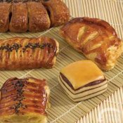 福州新东方厨师学校说食话:保健面包走俏俄罗斯