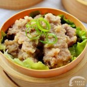 粉蒸牛肉片—福州新东方厨师学校推荐菜谱