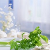 福州新东方厨师学校揭秘:巧食六种蔬菜可降血脂