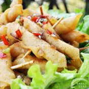 牙签豆皮卷—福州新东方厨师学校推荐菜谱