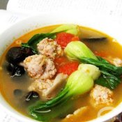 番茄菌菇肉丸汤—福州新东方厨师学校推荐菜谱