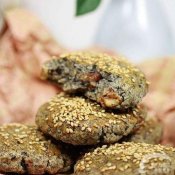 芝麻核桃饼干—福州新东方厨师学校推荐菜谱