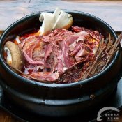 福州新东方厨师学校品美食:韩国狗肉汤补身
