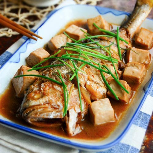 黄鱼烧豆腐—福州新东方厨师学校推荐菜谱