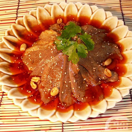 福州新东方厨师学校大话美食:川菜餐桌上的太