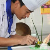 福建新东方:学厨师 做“食”尚达人