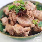 白烧仔排—福州新东方厨师学校推荐菜谱