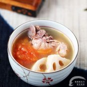番茄莲藕排骨汤—福州新东方厨师学校推荐菜谱