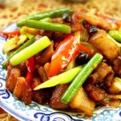 老干妈煎肉—福州新东方厨师学校推荐菜谱