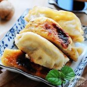 白菜猪肉锅贴—福州新东方厨师学校推荐菜谱