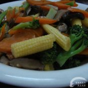 福州新东方厨师学校说食话:小玉米的时尚吃法