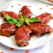 玫瑰腐乳鸡翅—福州新东方厨师学校推荐菜谱