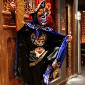 福州老厨师玩转杂耍 夕阳红更显达人活力