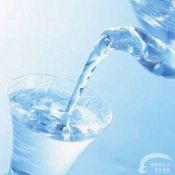福州新东方厨师学校说食话:每天四个饮水时机