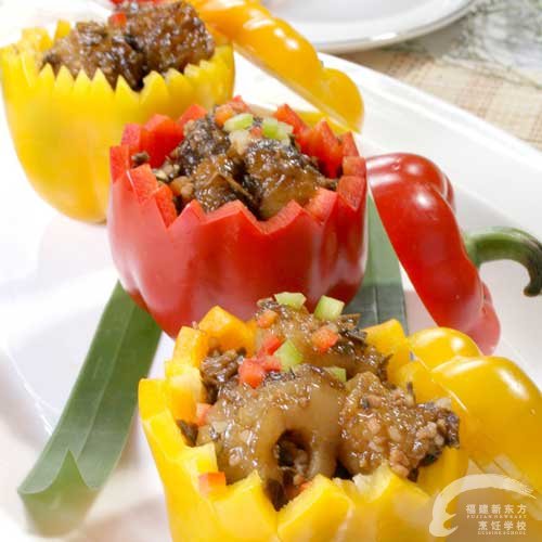 干烧海参的做法 新东方厨师学校学生作品_新东