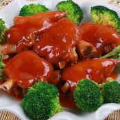 鲍汁猪手—福州新东方厨师学校推荐菜谱