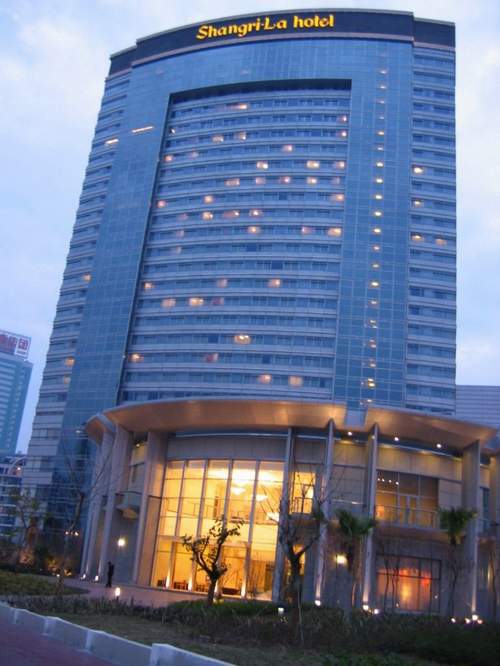 福建新东方厨师学校组织学生赴香格里拉大酒店实践体验