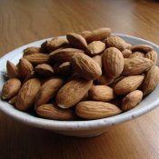 新东方厨师学校解析:七种食物防治头痛 绝对有效